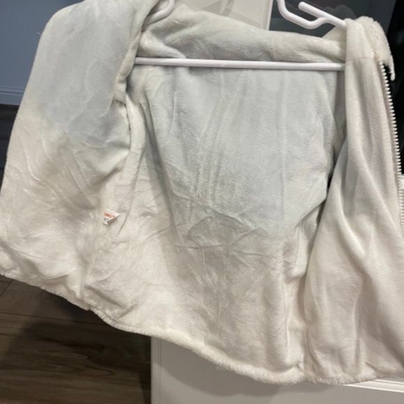 Panda Child’s toddler Hoodie Jacket SOFT!!! COZY! size is small - Picture 6 of 6